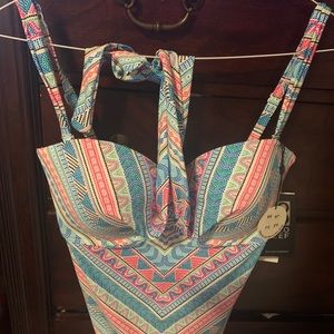 5 ways Coco Reef tankini  top